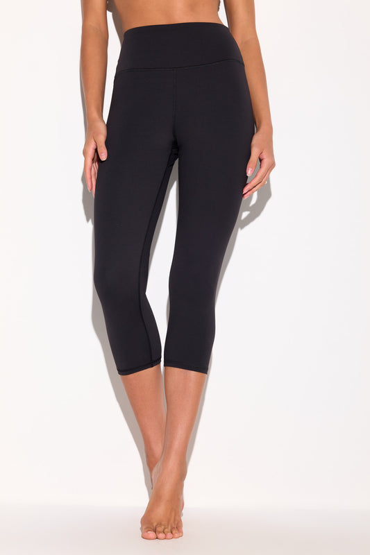 Bliss Capri Legging - Black