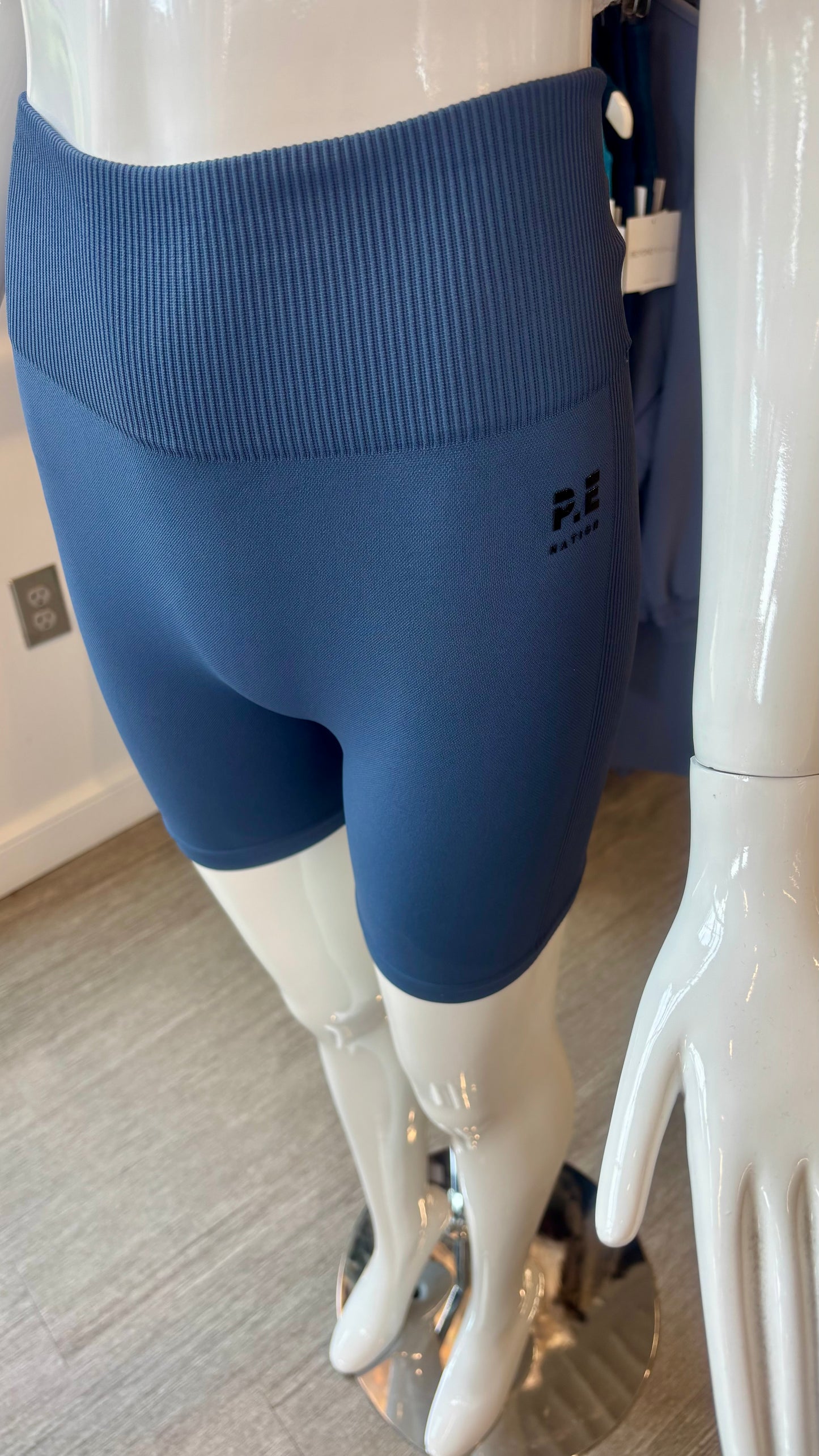 Restore Seamless 5 Bike Short - Vintage Indigo