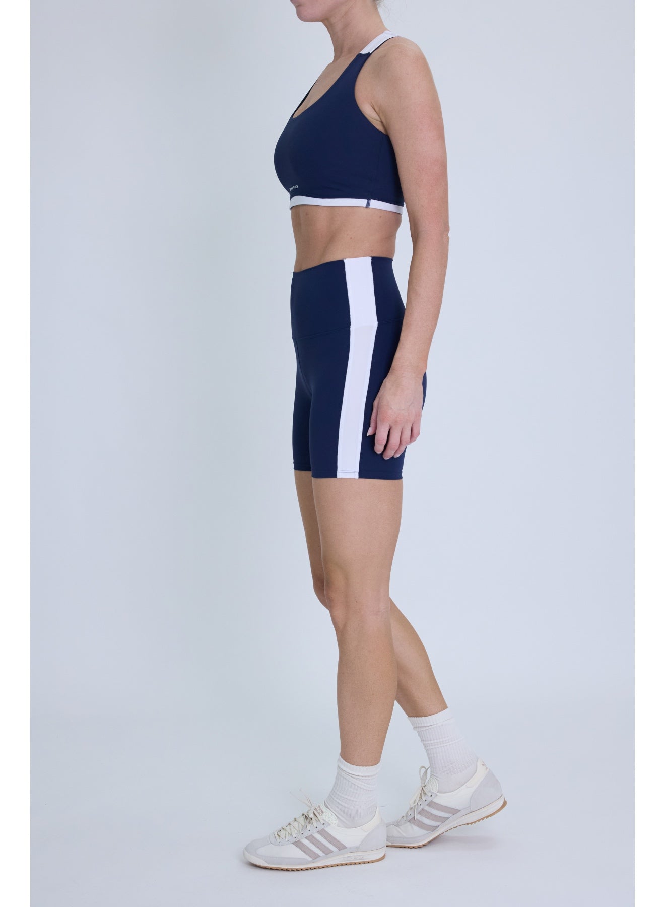 Highgate Sports Bra - Dark Navy / Optic White