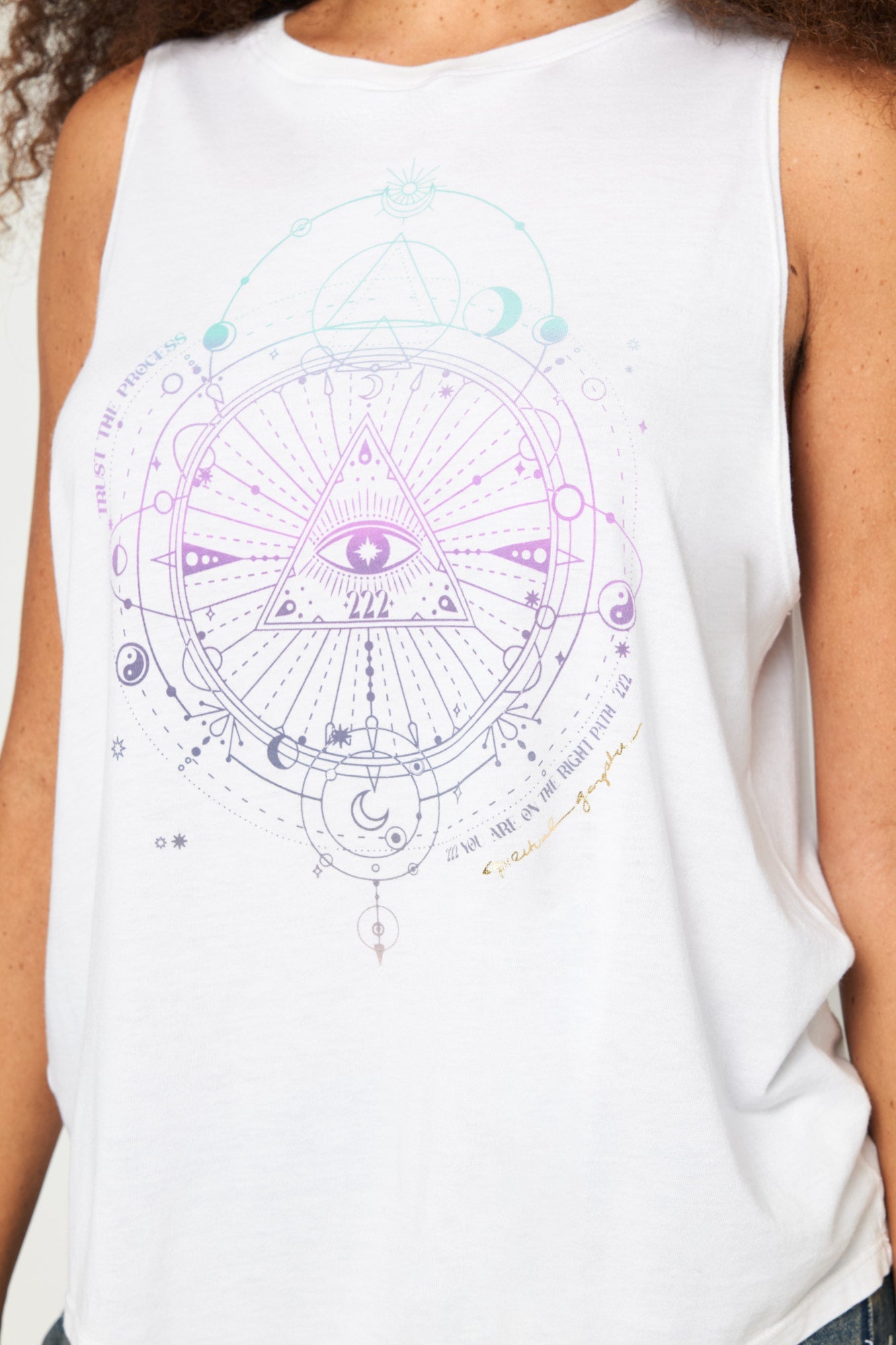222 Journey Jade Tank - White