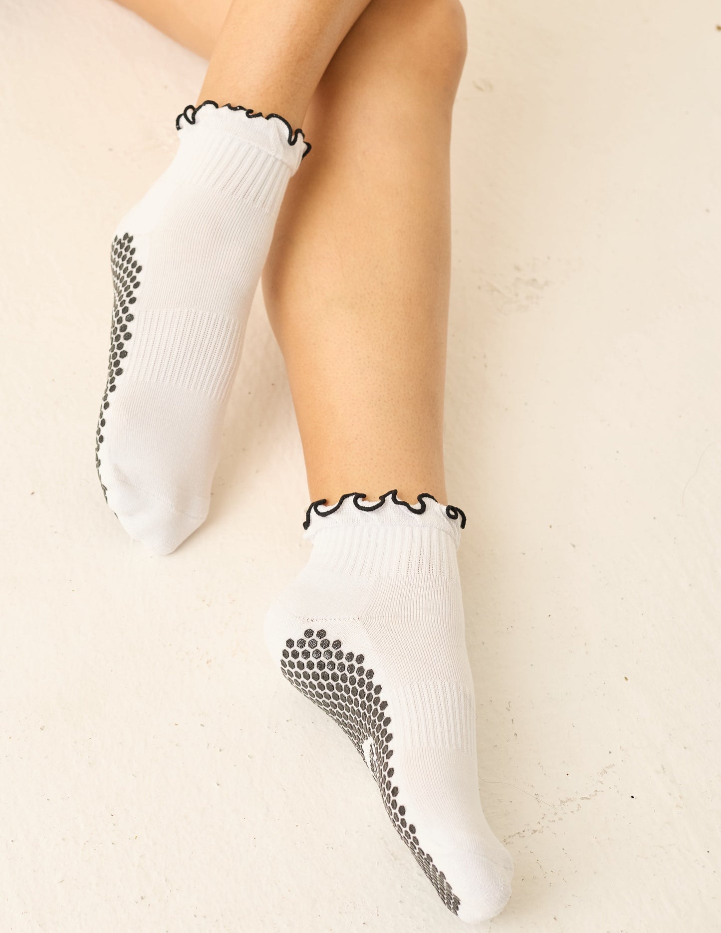 The Ruffle Grip Sock - White