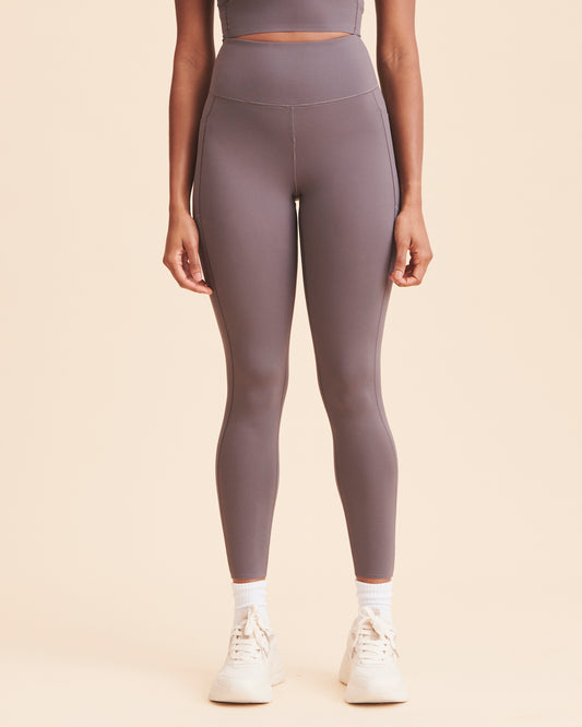 Revive 7/8 Pocket Legging - Grey Lilac