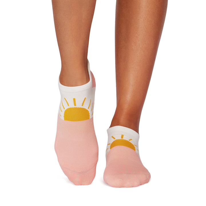 Savvy Grip Socks - Outshine