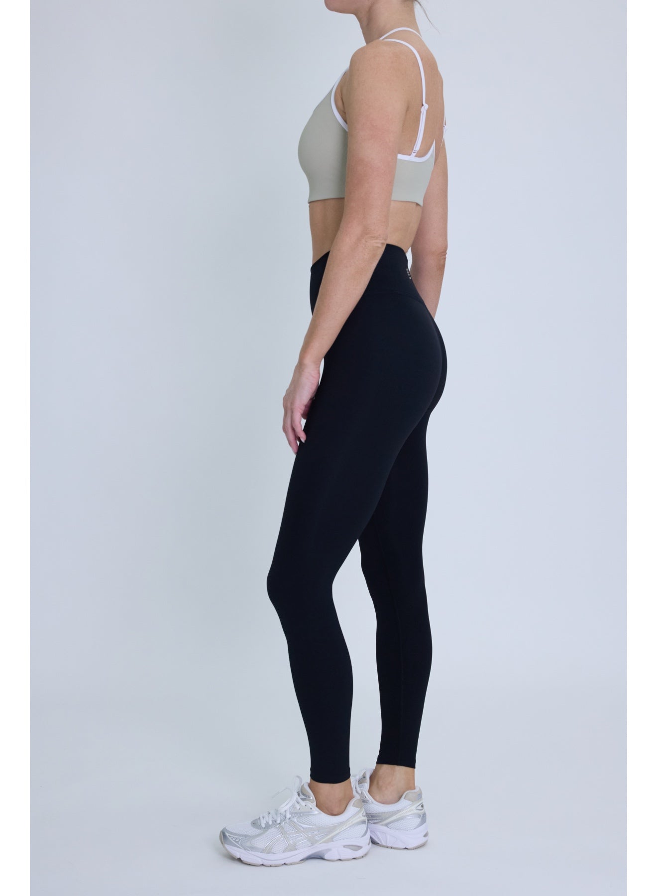 Terrace Sports Bra - Biscuit